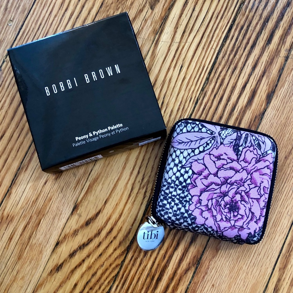 Bobbi Brown Peony & Python Eyeshadow Palette